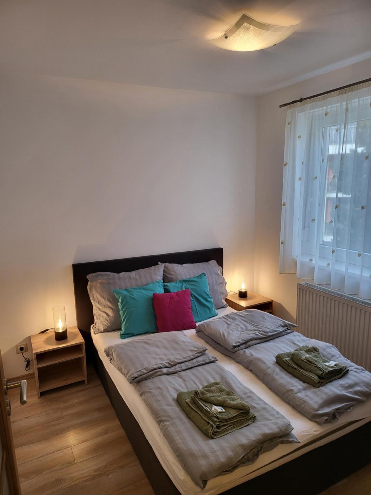 Triangol Apartman: Fuerdo, Belvaros, Egyetem Győr Exterior foto